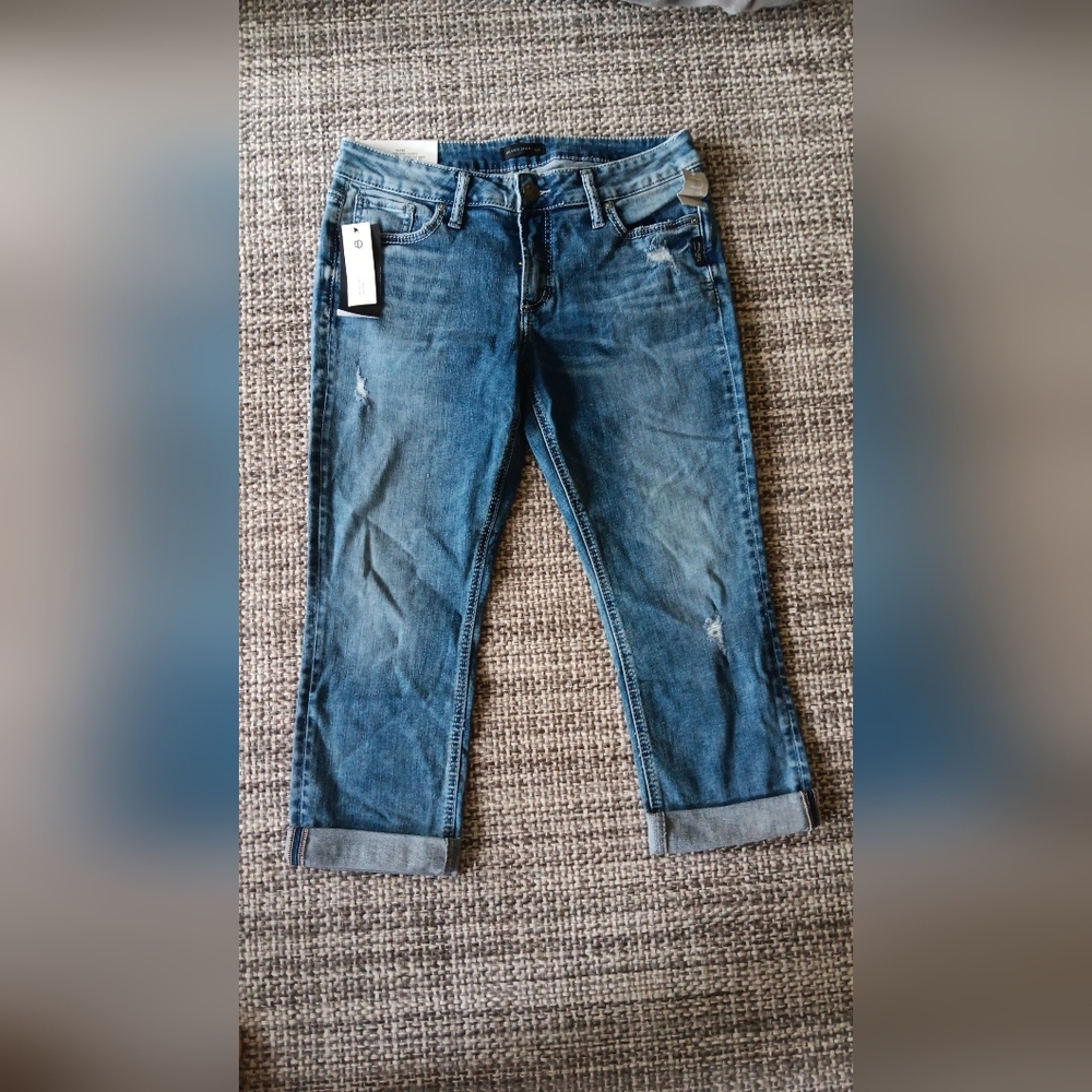 Silver Jeans Blue Relaxed Fit Denim (Capri)